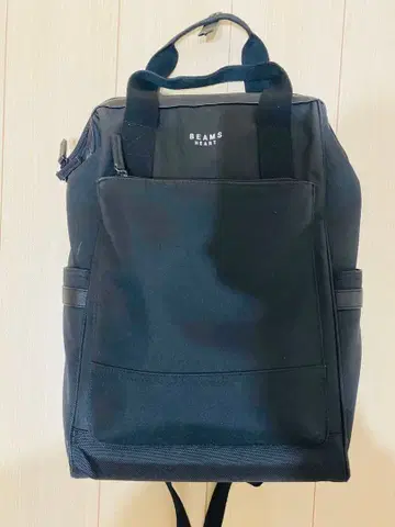 BEAMS HEART 블랙 백팩