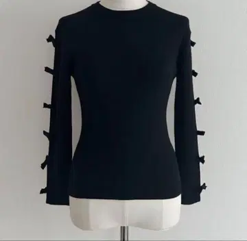 새상품급 시뉴 오픈 리본 니트 Arii cygne 니트