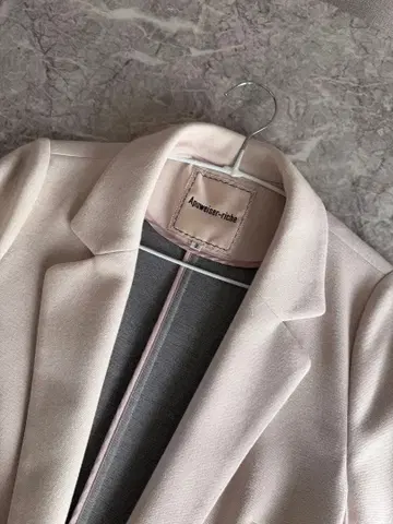 아푸와이저 리셰 아우터