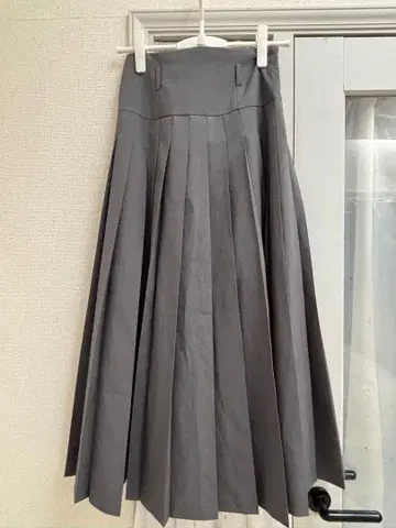 SNIDEL 벨트 플리츠 롱 스커트