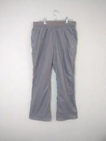 Y2K 2008년산 아디다스 나일론 팬츠 여성용 XL 그레이 로고