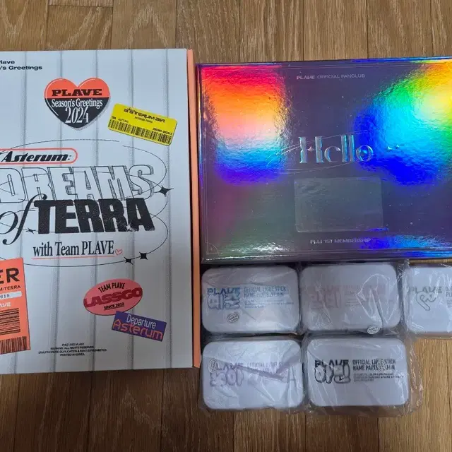 플레이브 2024 시그+멤버십 1기 키트+응원봉파츠