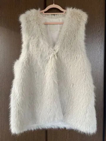 BIMING 아이보리 퍼 베스트 비밍 빔즈