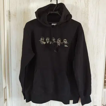 [그라니프] 나이스 미들 캐릭터 자수 블랙 후드티 Lv