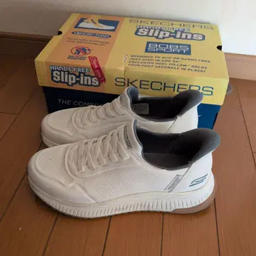 SKECHERS Slip-Ins 화이트 스니커즈