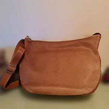 송치 천연 가죽 브라운 숄더백