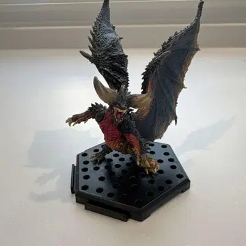 몬스터 헌터 스탠다드 모델 네르기간테