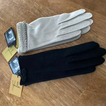 Sybilla 블랙과 아이보리 장갑