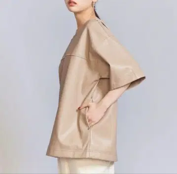 PROVOKE 인조 가죽 T셔츠 반팔 풀오버 합피