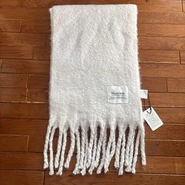 Mystrada 머플러 화이트 미사용 새상품