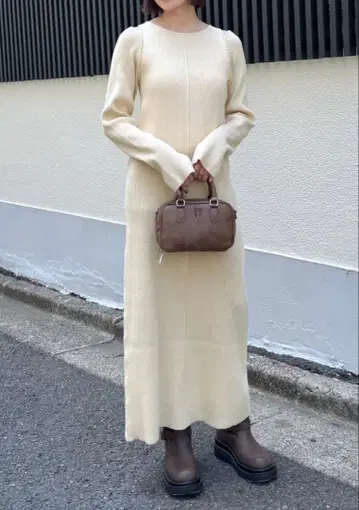 mystic mline 컷 아웃 니트 원피스