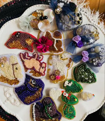 비즈 자수 세트 꽃다발 브로치 1개와 꽃다발 마그넷 타입 3개