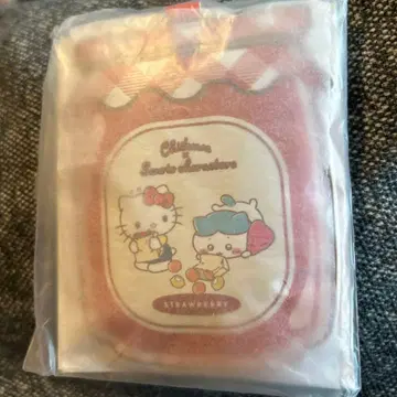 치이카와 산리오 슈퍼마켓 페이크 다이컷 패스 케이스