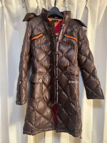 TOMMY HILFIGER 브라운 다운 코트 S