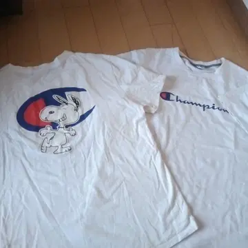 Champion 스누피 T셔츠