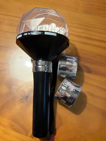 TUBE 1st Super Live 응원봉과 키링 세트