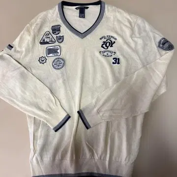 V넥 스웨터 패치 포함 크림색 ZOY