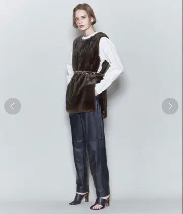 roku FAKE FUR VEST 페이크 퍼 베스트 36