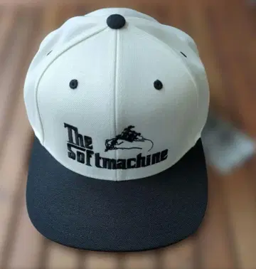 SM GOD CAP WHITE FREE 미사용 택 포함 소프트 머신