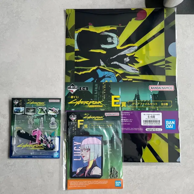 새상품 사이버펑크 E상(파일), F상(루시키링), D상(아크릴스탠드)