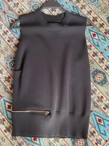 페넬 니트 베스트 지퍼 블랙 38