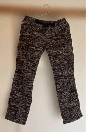 컬럼비아 카모 패턴 보아 안감 팬츠 S 사이즈