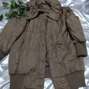 브라운 다운 자켓