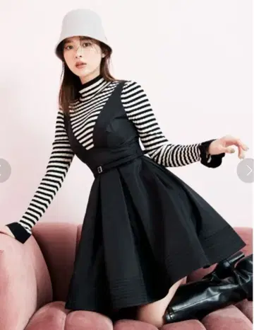 SNIDEL 타프타 미니 원피스