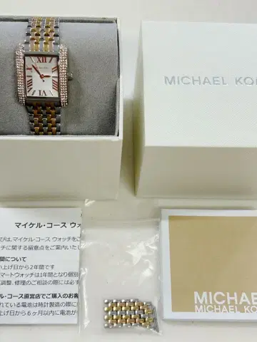 MICHAEL KORS 스톤 부착 손목시계