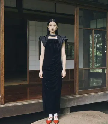 [ 미사용 새상품 ] ANDRESD drape velour dress