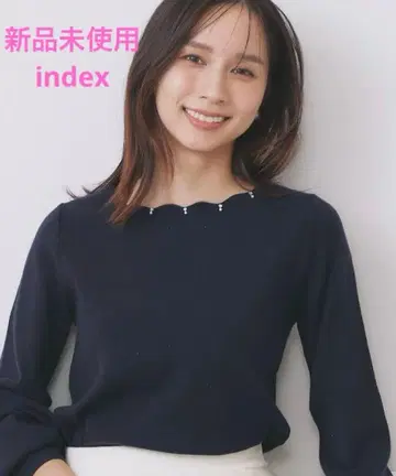 미사용 새상품*라메 스캘럽 비쥬 디자인 니트