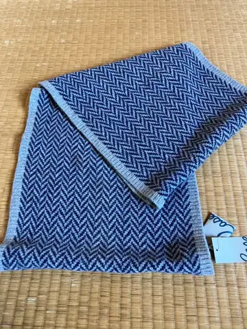 ( 미사용 새상품 ) Lase 링 스톨 네이비 컬러 & 그레이