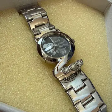 스누피 2000년 기념 손목시계