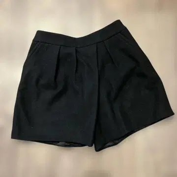 Urban Research 블랙 숏팬츠 38