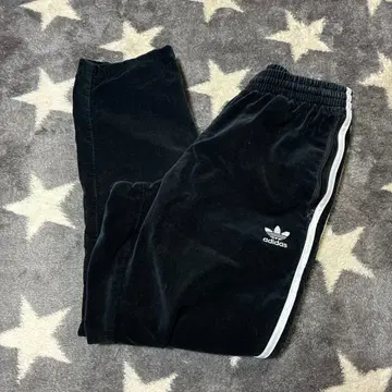 [레어] [새상품급] 아디다스 벨로아 소재 트랙 팬츠 블랙 3선