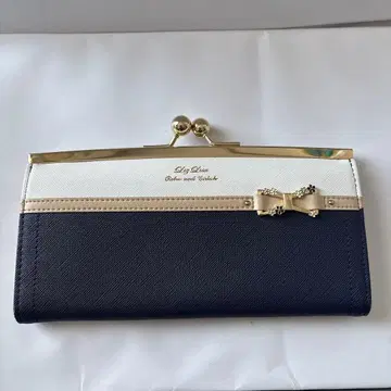 LIZLISA 리본 포함 네이비 장지갑 (박스 있음)