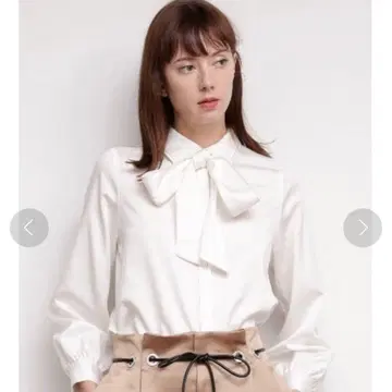 [아나운서 착용] 리본 타이 셔츠