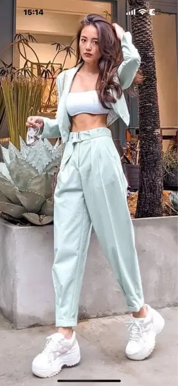 [ 완판템 ] 사토 맥니쉬 레이코 Bershka 수트 셋업