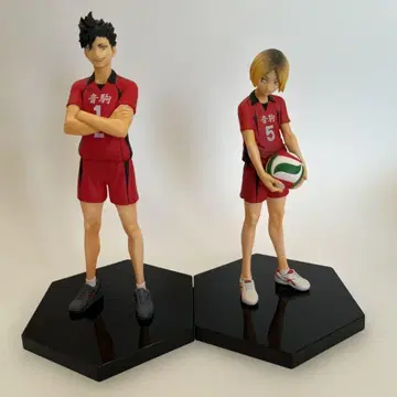 [ 하이큐!! ] 쿠로오 테츠로 코즈메 켄마 피규어