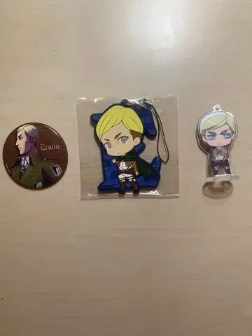 진격의 거인 엘빈 캐릭터 배지 컬렉션 캔뱃지 러버 스트랩