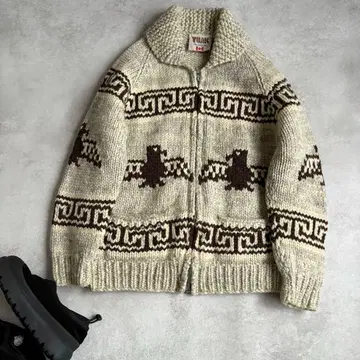 새상품급 TUAK 투악 카우친 니트 자켓 울 올 패턴 캐나다제
