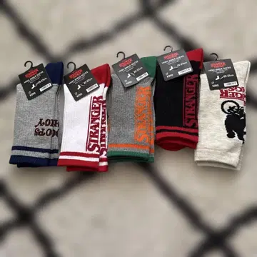 기묘한 이야기 x GU 삭스 5켤레 세트