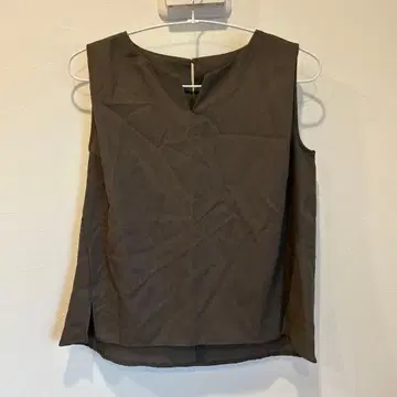 다크 브라운 슬리브리스 셋업