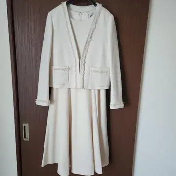 [ ROPE ] 아이보리 트위드풍 자켓 부착 원피스 세레모니 수트
