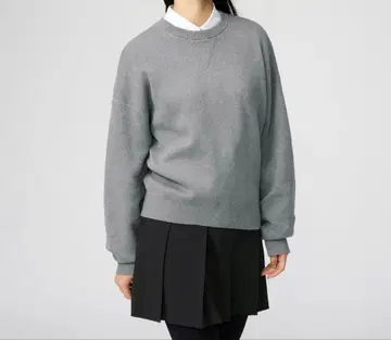 유니클로 스무스 코튼 크루넥 스웨터