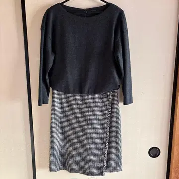 23구 도킹 원피스 트위드 이소재 절개 /사이즈 38