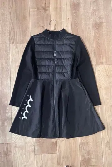 다운 도킹 지퍼 원피스 사이즈 3