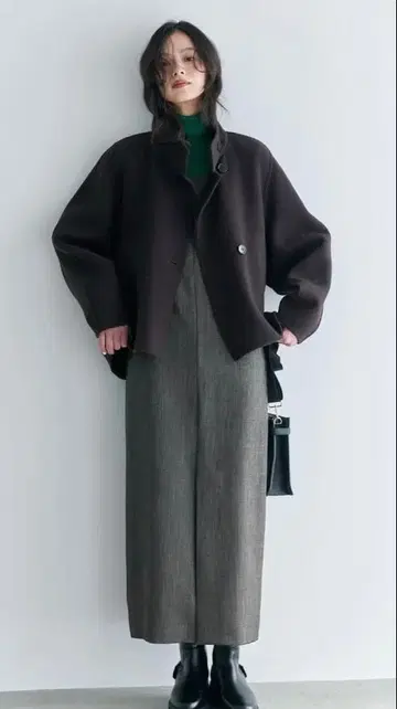 루니 이번 시즌 신상 38 사이즈 EC 한정판 미사용 50,600원