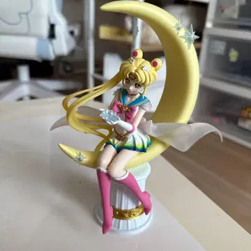 Figuarts Zero 슈퍼 세일러문