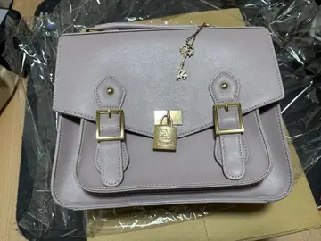 열쇠 달린 미니 새첼 백 아마벨 Amavel 백팩